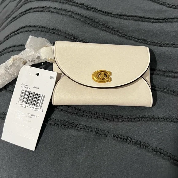 Coach Cream Leather Clutch with Gold Accent - Picture 1 of 5